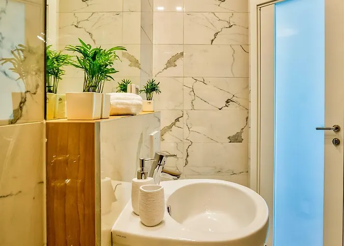 Parkside Centre * بولا