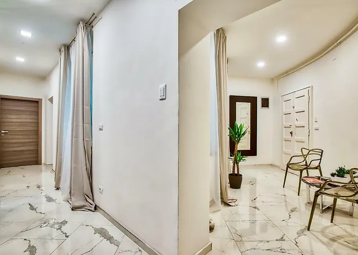 Parkside Centre بولا