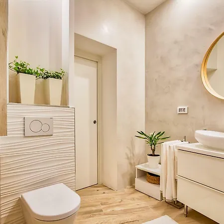 Parkside Centre * Pula