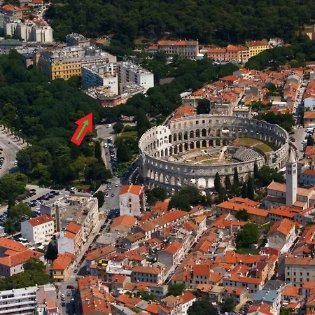 Parkside Amphitheatre Center Pula